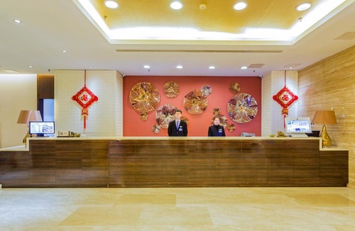 Qinhuangdao City Center Apartment | Peninsula Season Hotel Apartment