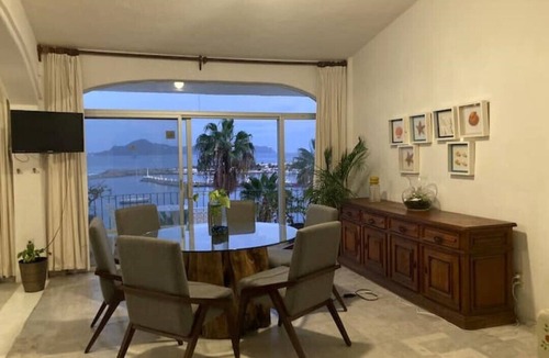 Manzanillo House | Penthouse apartment, 2 floors, ocean front.