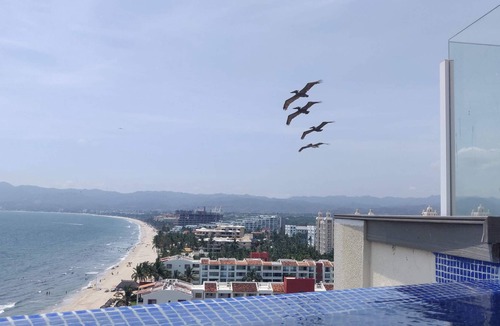 Flamingos Apartment | Penthouse with private pool on Nuevo Vallarta beach