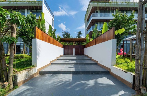 Ong Lang Villa | Peppercorn Villas