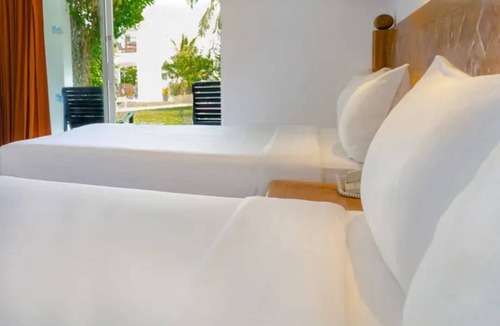 Punta Cancun Hotel | Perfect for Beach Getaways| Standard 1BR | Beachscape Kin Ha