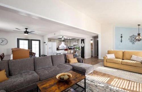Mount Pleasant House | Pet Friendly Farmhouse with Yard & BBQ