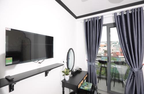 District 7 Hotel | Phú Gia 228 Lê Văn Lương