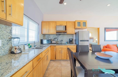 La Paz Condo | PH Amazing city views communal pool