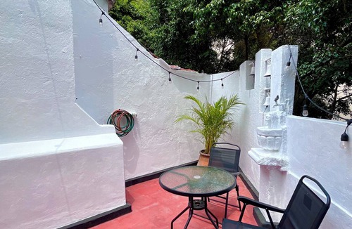 Zona Rosa Apartment | PH Belgrado 19, Mexico City, one block from El Ángel