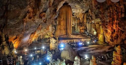 Son Trach Hotel | Phong Nha Cave Boat Tour Included - Nguyen Shack