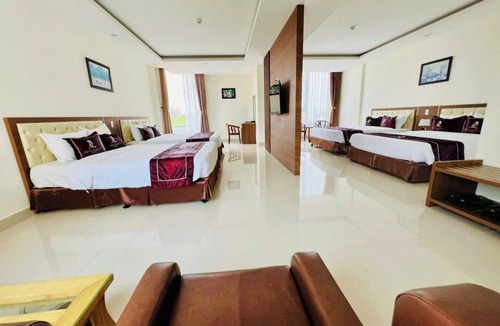 Dong Hoi Hotel | Phu Cuong Beach Hotel