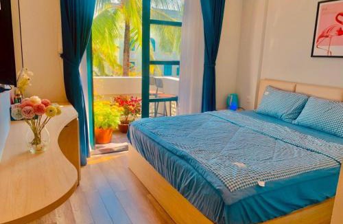 Duong To Villa | Phu Quoc villa in Marina Resort beach swimming pool