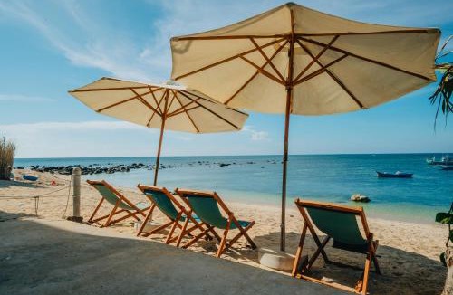 Phu Quy Hotel | Phu Quy Vibes Villa - sát biển cạnh bãi tắm