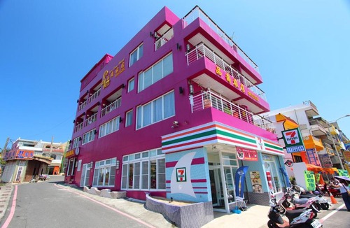 Sail Rock Beach House | Pin Ciao Hostel
