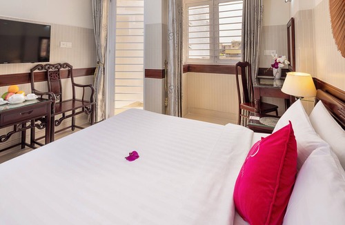 Ba Queo Hotel | Pink Horizon Saigon Airport Hotel