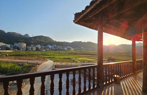 Dong Van Hotel | PiTu Homestay