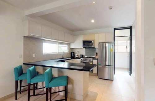 Playa del Carmen Villa | Playa del Carmen 3BR Villa | Pool, Gym & Balcony
