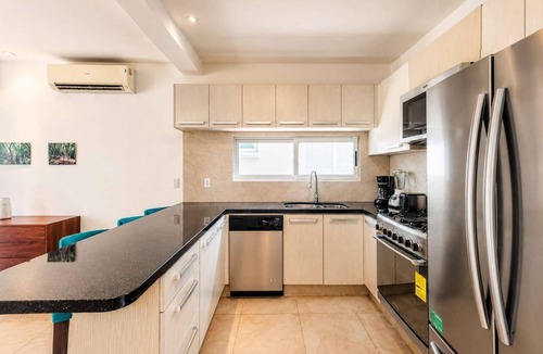 Playa del Carmen Villa | Playa del Carmen 3BR Villa | Pool, Gym & Balcony