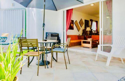 Playacar House | Playacar - Superior Budget Room With Swimming Pool Air Conditioning and Parking