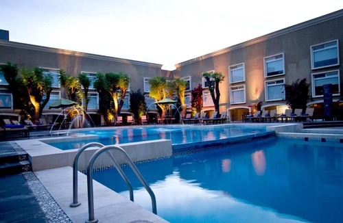 Downtown Queretaro Hotel | Plaza Camelinas Hotel