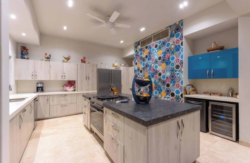 South Shore Hotel Area Villa | Please Inquire Before Booking – Luxury Villa