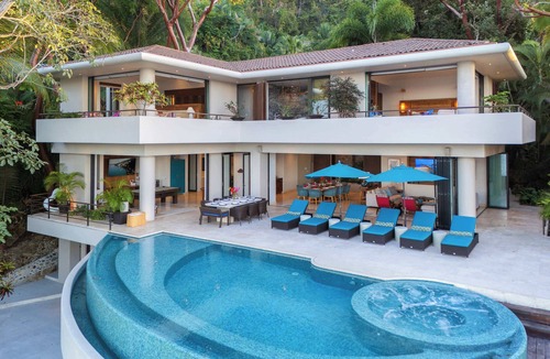 South Shore Hotel Area Villa | Please Inquire Before Booking – Luxury Villa