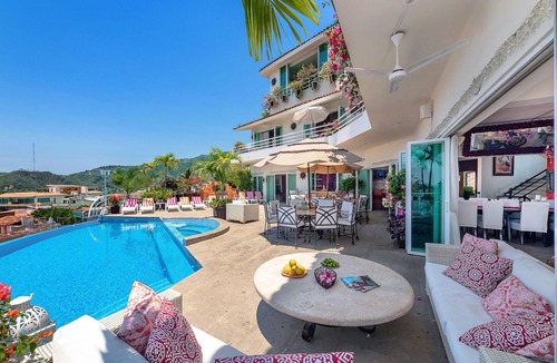 Alta Vista Villa | Please Inquire Before Booking – Luxury Villa