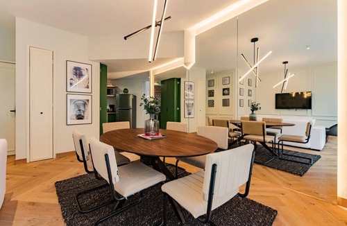 Polanco Apartment | Polanco Gem with Balcony and Office Nook