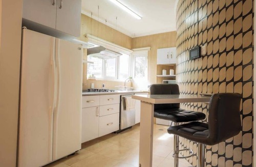 Polanco Apartment | Polanco Retreat Steps from Parque Lincoln