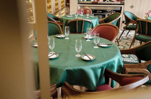 Pengjiang Hotel | Poltton Executive Apartment - Wuyi Overseas Chinese Plaza, Jiangmen