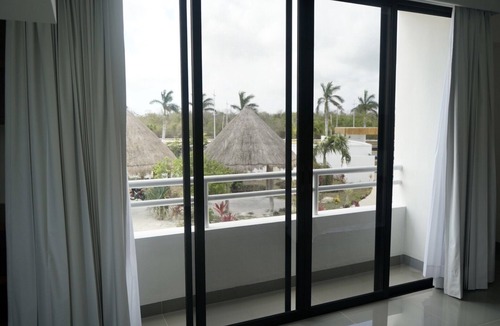 San Miguel House | POOL AND TIKI HUT (Casa de Mario 4) Outdoor shower, bar, waterfall,restroom