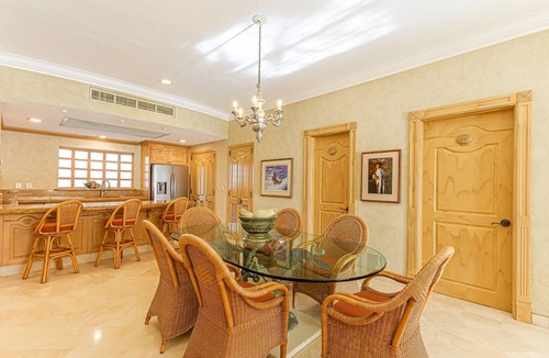 El Medano Ejidal Villa | Premium Ocean Views & Unbeatable Convenience: Villa La Estancia 1303