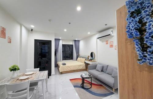 Linh Trung IEPZ Bed & Breakfast | Premium Studio Retreat
