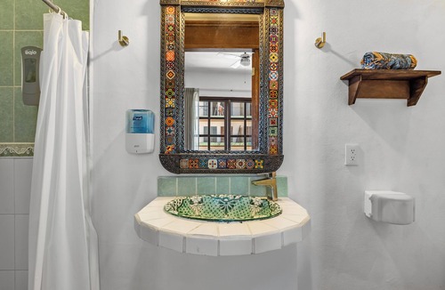 Las Glorias Hotel | Private Boutique Hotel, Groups Up to 48 Guests