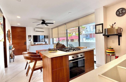 Colonia 5 de Diciembre Apartment | Private Full-Floor Ocean View Condo Rooftop Pool Walk to Beach