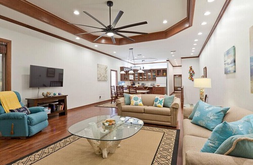 South Padre Island House | Private Gulf-front pool; Spacious family space; Pets welcome - Mi Casa Es Su Casa