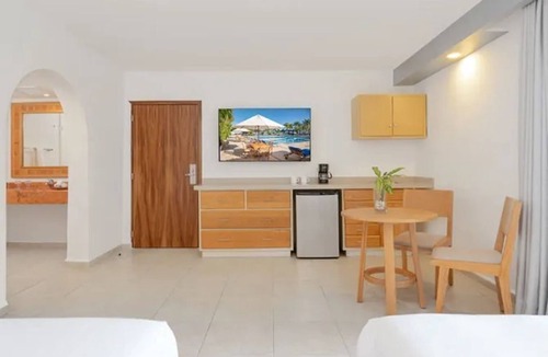 Punta Cancun Hotel | Private Oasis, Sleeps 8, Ocean Views | Three Bedroom Villa | Beachscape Kin Ha