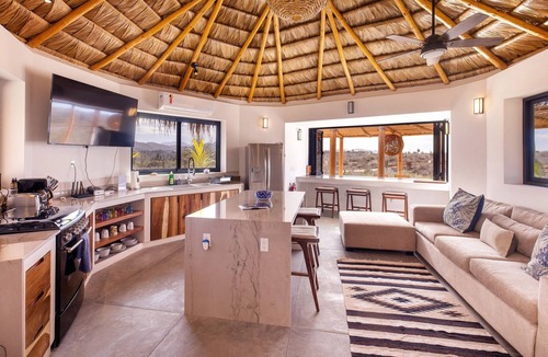 Cerritos Villa | Private Villa Heated Pool Ocean Views Wal to Beach