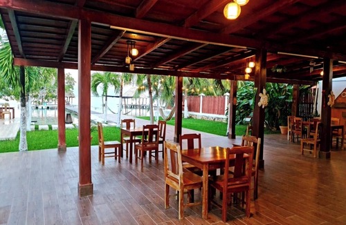Mario Villanueva Madrid Villa | Private villa in Bacalar with dock and gazebo in front of the lagoon