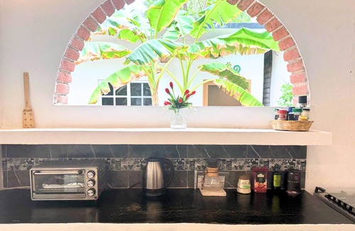 Puerto Escondido House | Private Villa! - Steps to Beach and Market - King beds - Pet friendly!