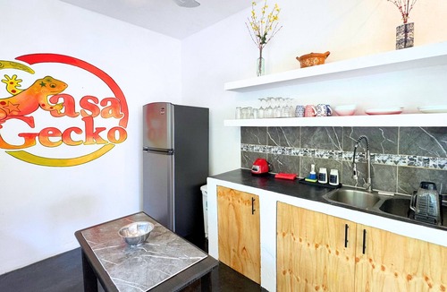 Puerto Escondido House | Private Villa! - Steps to Beach and Market - King beds - Pet friendly!