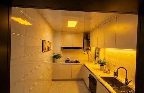 Midong District Apartment | PS5/OLED TV/Exbition Center/EV charging parking place/dishwasher/hot tub/washer