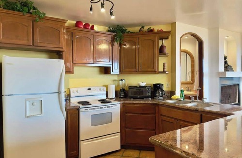 Playas de Rosarito Apartment | Puerto Nuevo Villa Olas 2BR 2BA with pool