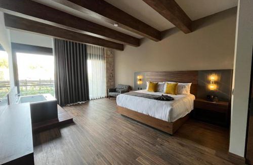 Bernal Hotel | Puertas de la Peña Hotel Spa