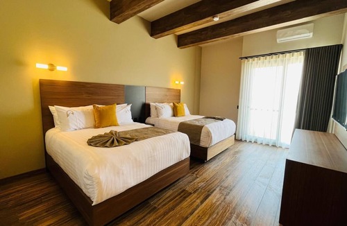 Bernal Hotel | Puertas de la Peña Hotel & Spa