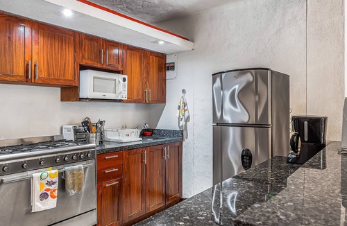 North Hotel Zone Apartment | Puerto de Luna #622 | 1BR/2BA Puerto Vallarta | Pool, beach & dining