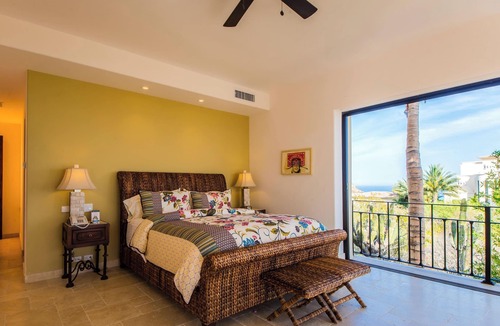 Buzzards Villa | Puerto Los Cabos Villa · Infinity Pool & Hot Tub