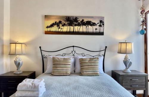 Playas de Rosarito Apartment | Puerto Nuevo Surf Villa del Cielo 2BR with pool