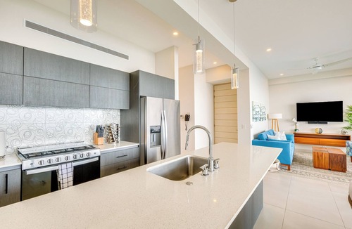South Shore Hotel Area Condo | Puerto Vallarta Resort Condo, On-Site Beach Access