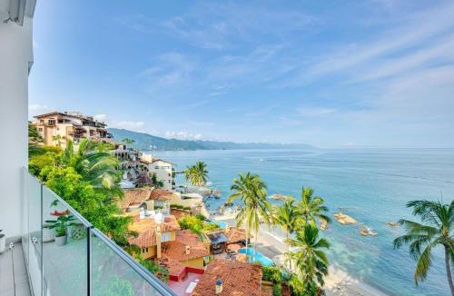 South Shore Hotel Area House | Puerto Vallarta Resort Condo, On-Site Beach Access