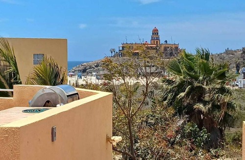 Cerritos Apartment | Puesta Del Sol Top Unit 2BR Condo Private Rooftop+ Steps to Cerritos Surf Beach