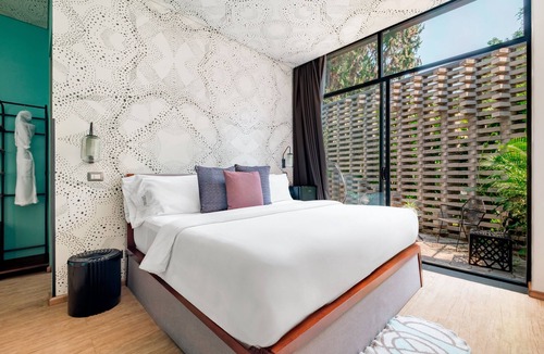Miguel Hidalgo Bed & Breakfast | Pug Seal Polanco Allan Poe