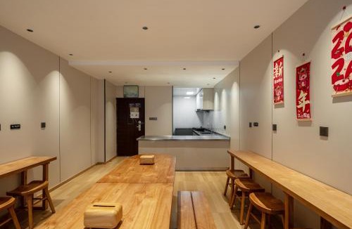 Pudong Hostel | Qinny Trip Youth Hostel