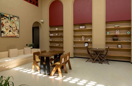 Mingsha Mountain and Crescent Spring Hotel | Qinxiang Pavilion Hotel